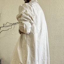 Load image into Gallery viewer, Basic Light Trench Coat