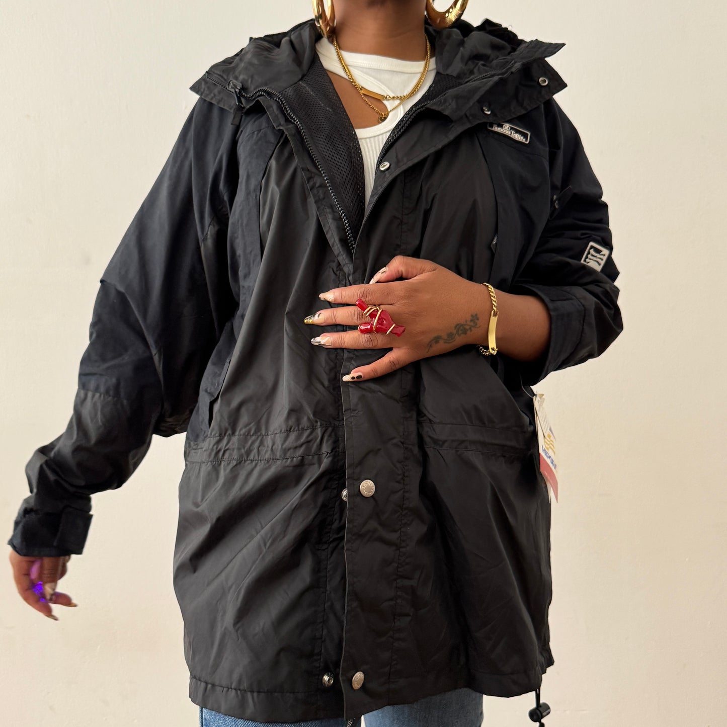 Newly Added: Branded Hiking Detailed Windbreaker