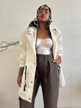 Load image into Gallery viewer, Light Sports Jacket