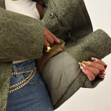 Load image into Gallery viewer, Detailed Winter Military Jacket **Removable Thick Lining