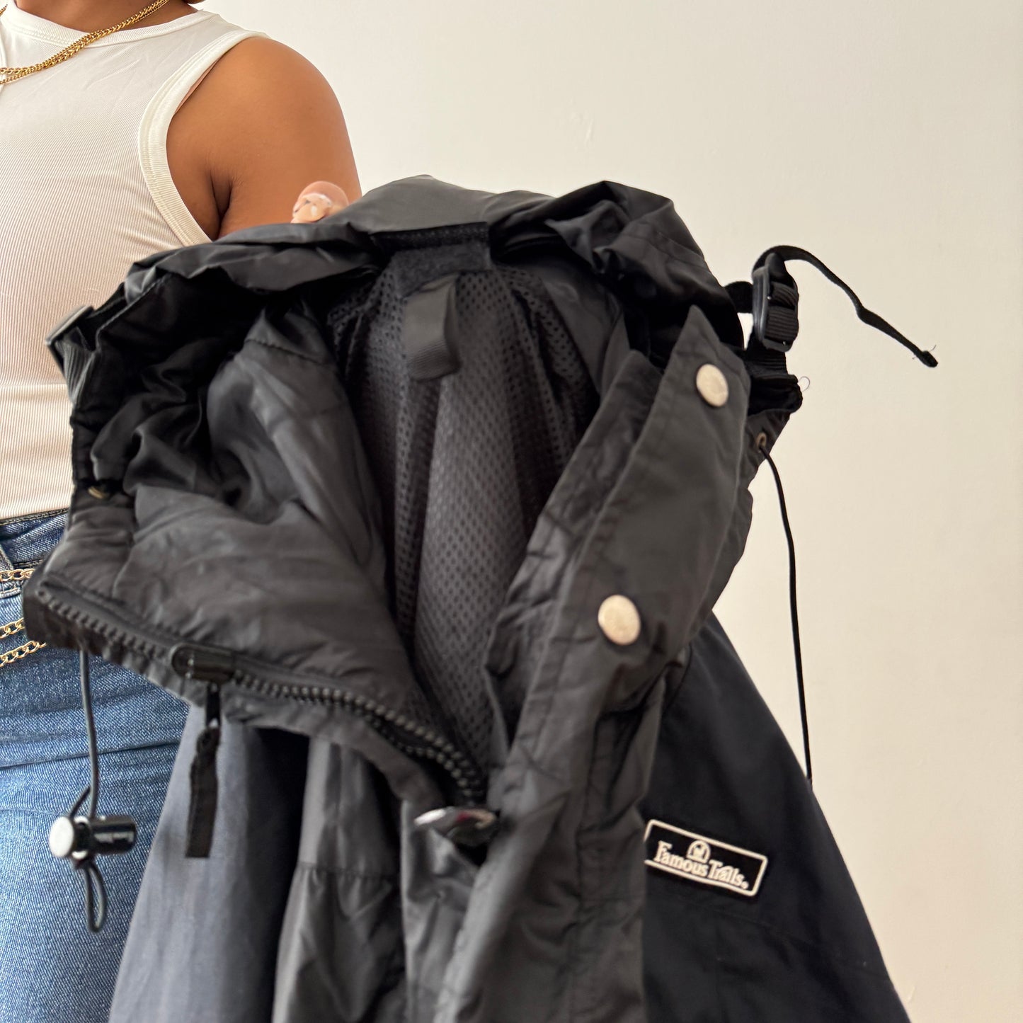 Newly Added: Branded Hiking Detailed Windbreaker
