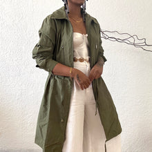 Load image into Gallery viewer, Light Sporty Trench