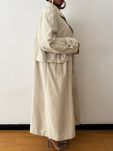 Load image into Gallery viewer, Light Vintage Trench Coat