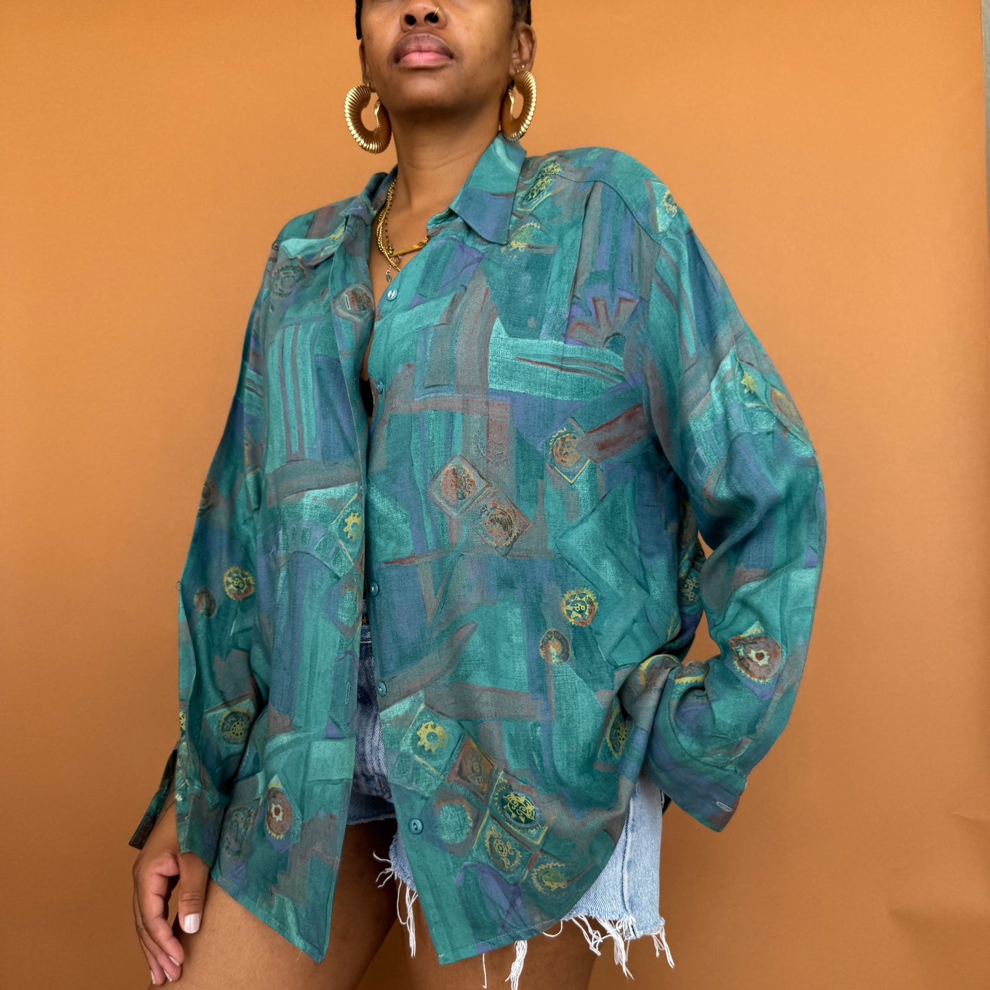 Newly Added: Vintage 90s shirt