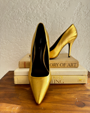 Load image into Gallery viewer, Newly Added: Aldo Genuine Leather Pumps