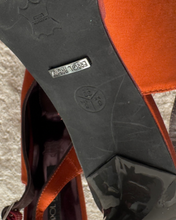 Load image into Gallery viewer, Newly Added: Burnt Orange Slip On Heels