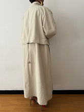 Load image into Gallery viewer, Light Vintage Trench Coat