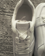Load image into Gallery viewer, Newly Added: Brand New Country Road Leather Sneakers
