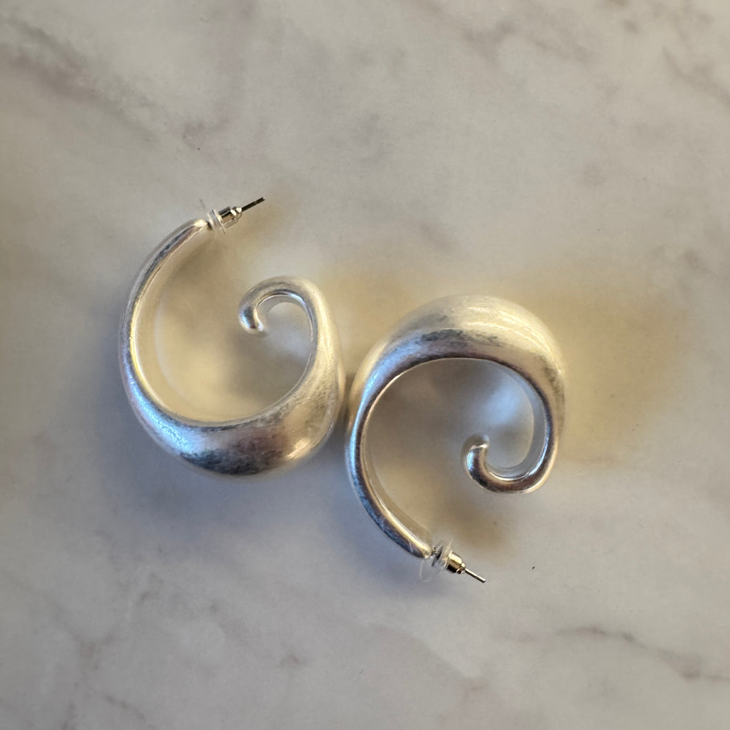 Accessories: Pearly Curly Statement Earrings