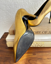 Load image into Gallery viewer, Newly Added: Aldo Genuine Leather Pumps