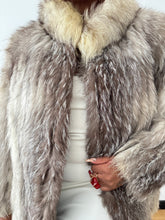 Load image into Gallery viewer, Genuine Fur Coat
