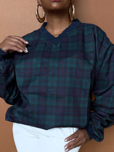 Load image into Gallery viewer, Newly Added: Classic Tartan Pullover Jacket - Thrift Happens 2