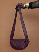 Load image into Gallery viewer, Accessories: Burgundy Crescent Shoulder Bag - Thrift Happens 2