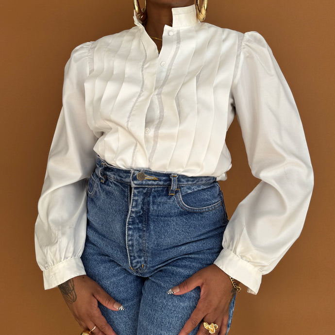 Newly Added: Elegant Vintage Blouse