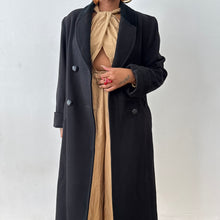 Load image into Gallery viewer, Vintage Winter Coat with Velvet Collar