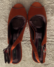 Load image into Gallery viewer, Newly Added: Burnt Orange Slip On Heels